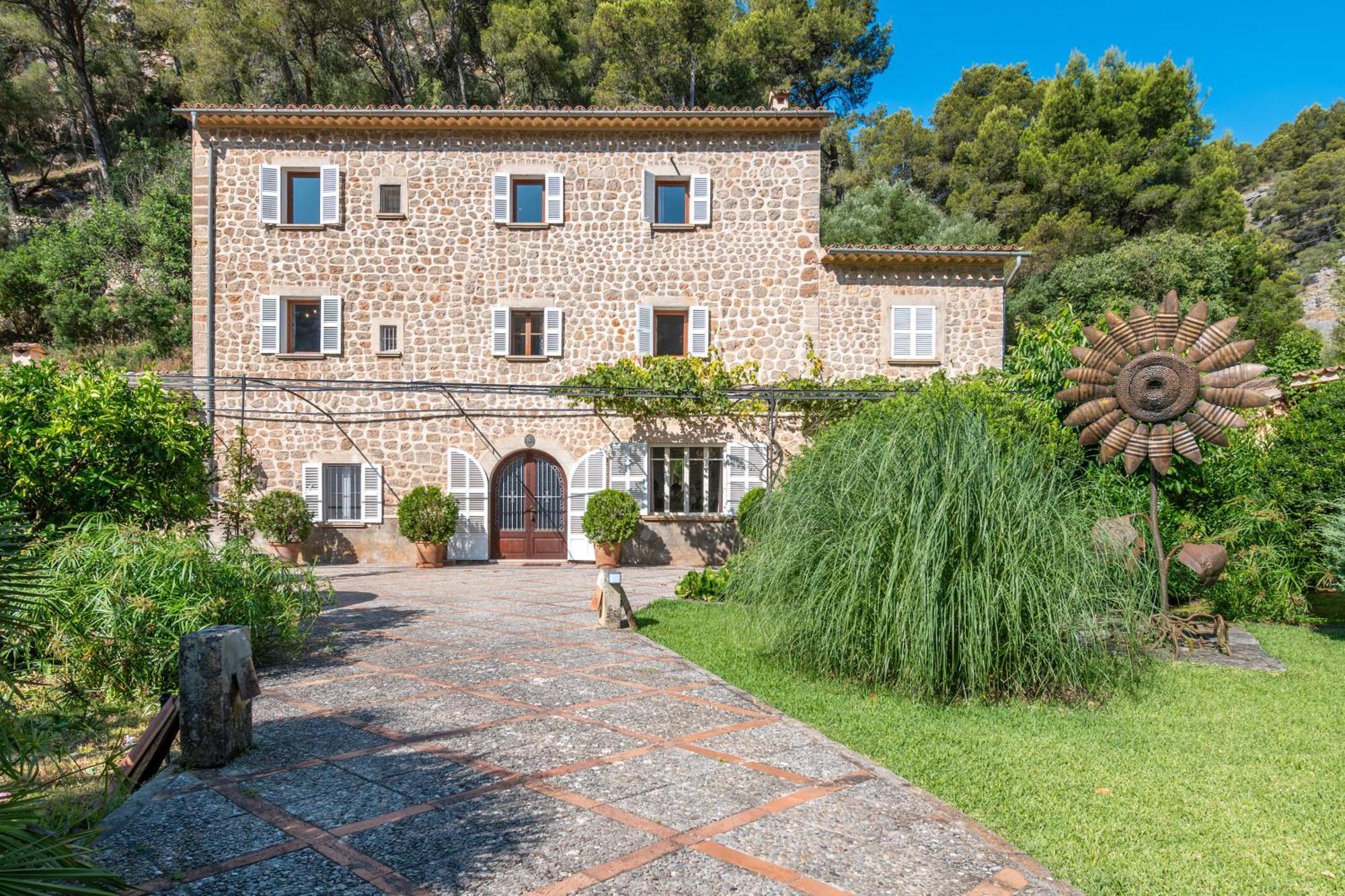 Finca Es Coster Des Port Villa